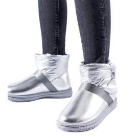 Silber glänzende kurze Schneestiefel von Delaune