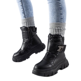 Schwarze, isolierte Mejia-Schneestiefel