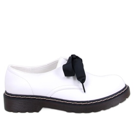 Bovver Stiefel Lackierte Mokassins Sherone White weiß