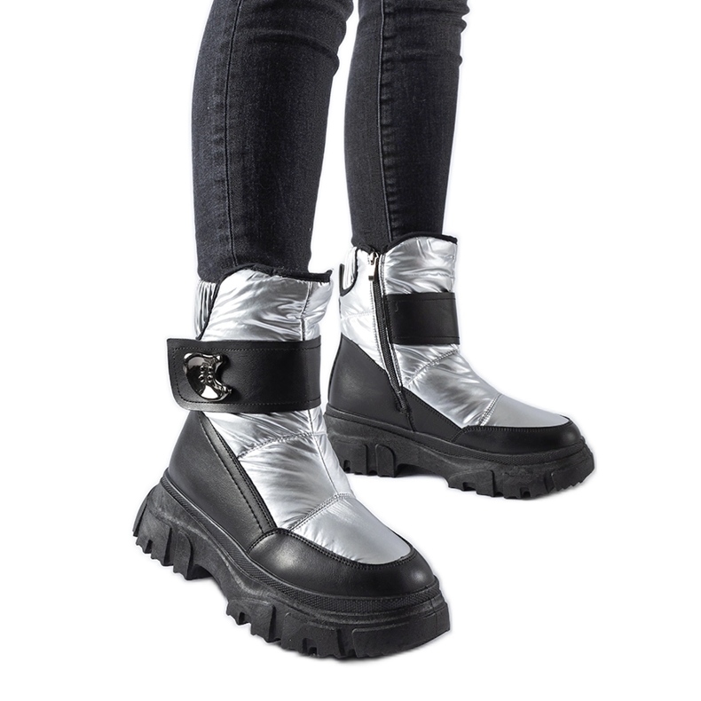 Graue, isolierte Mejia-Schneestiefel silber-