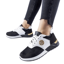 Schwarz-weiße Almenno-Sportsneaker