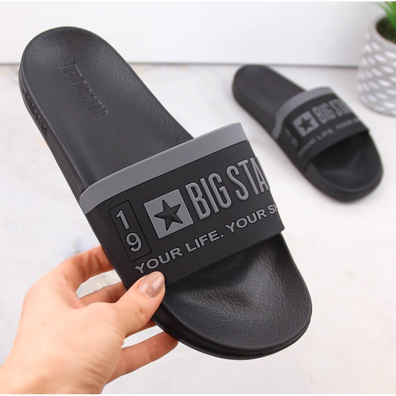 Schwarze Sport-Flip-Flops Big Star LL274732