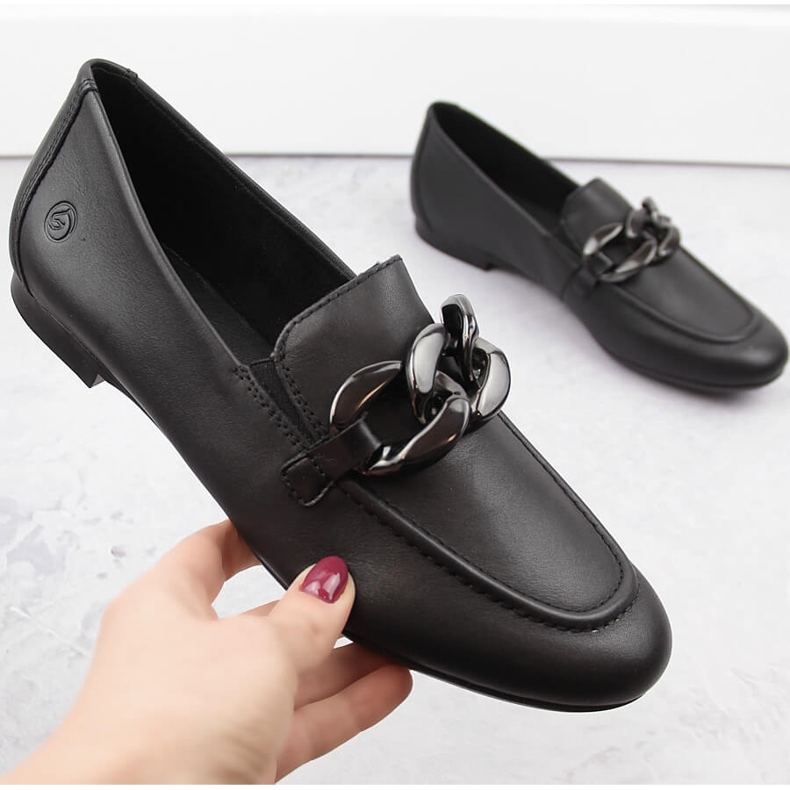 Bequeme Damenschuhe aus Leder mit Kette, schwarz Remonte D0K00-00