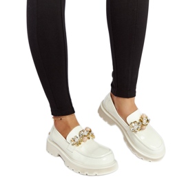 Beige Lackleder-Mokassins Goe NN2N4202