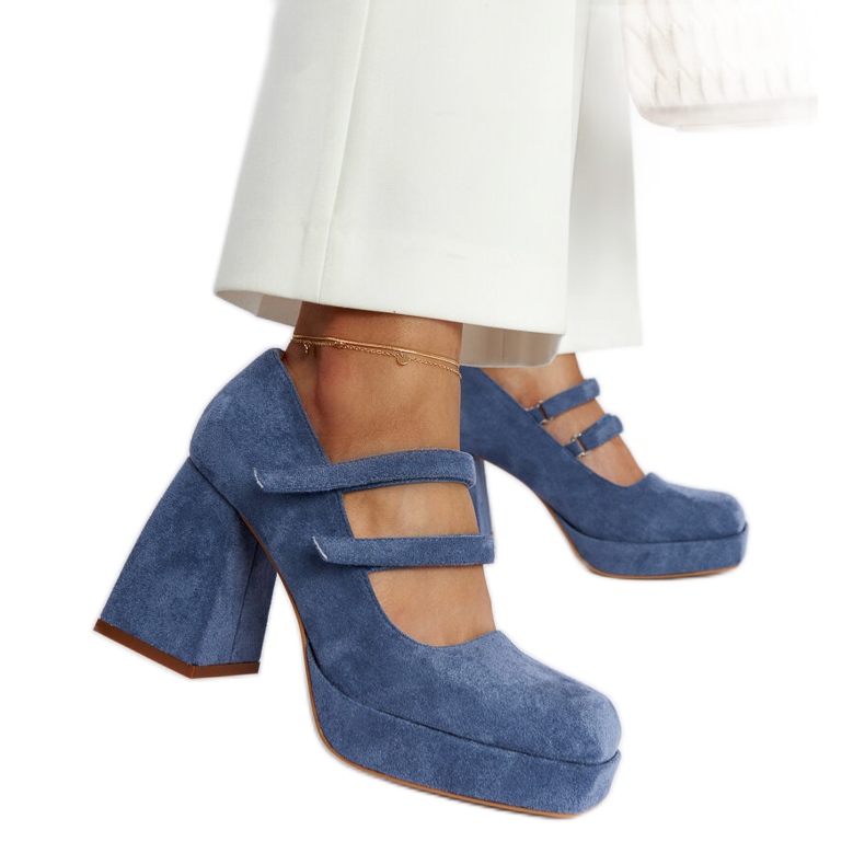 Chers blaue Pumps mit massivem Blockabsatz