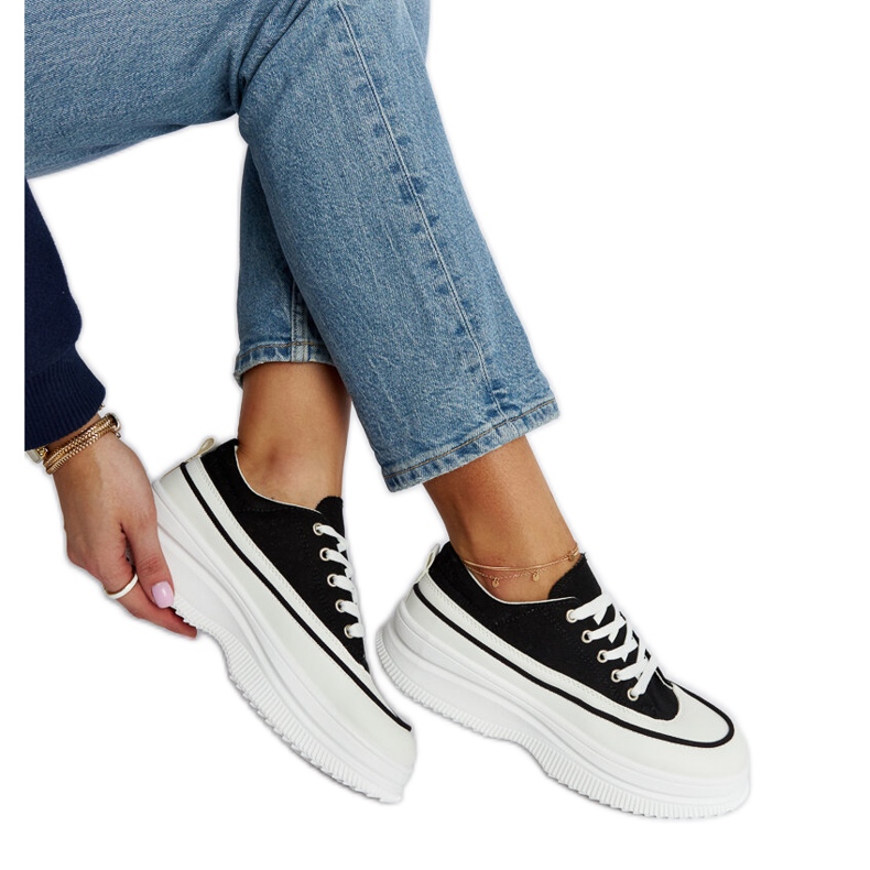 Schwarze Plesio-Plateau-Sneaker