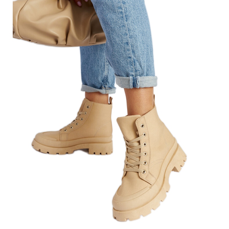 Beige leichte Stiefeletten von Obispo