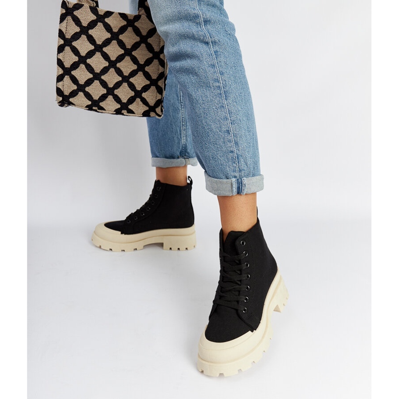 Schwarze, leichte Obispo-Stiefeletten