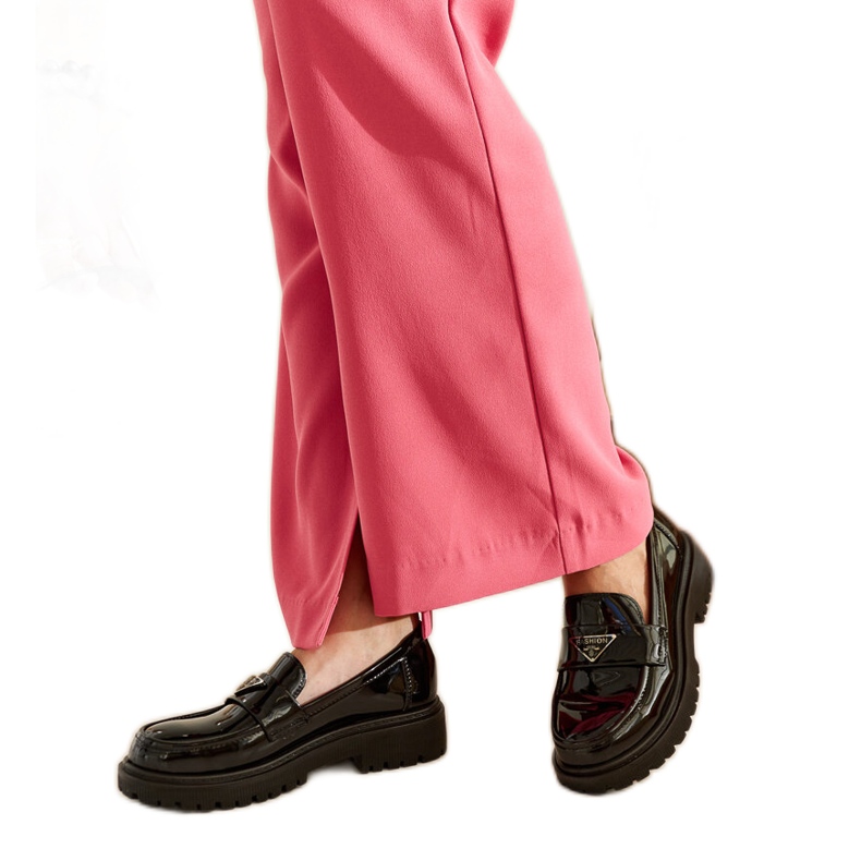 Teri-Mokassins aus schwarzem Lack