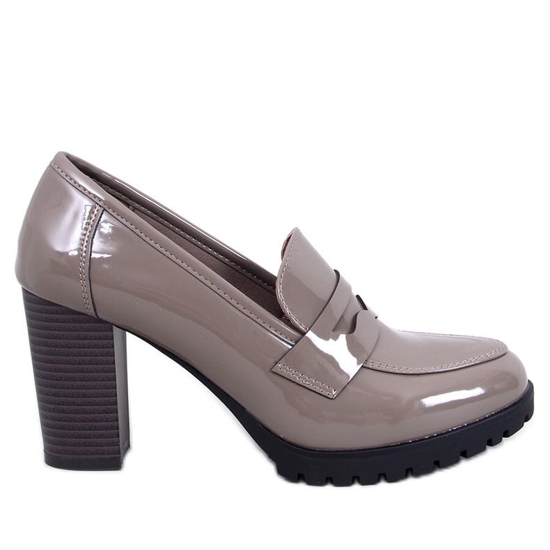 Jeffis Khaki-Loafer mit Lackabsatz beige