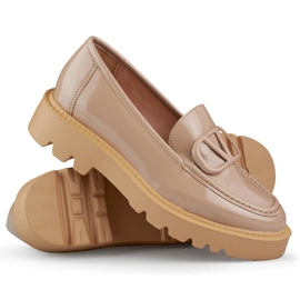 Lackbeige Damen-Loafer
