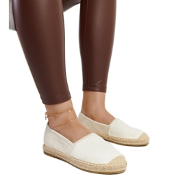 Hellbeige Espadrilles mit Glanz auf der Ming-Plattform