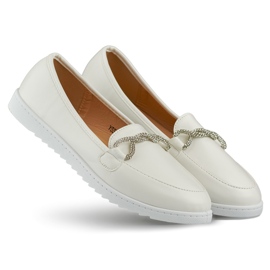 Bequeme weiße Damenmokassins mit Strasssteinen