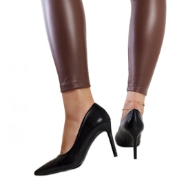 Schwarze klassische High Heels von Yassira