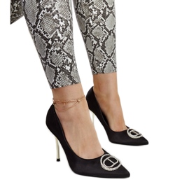 Schwarze High Heels mit Elife-Zirkonen