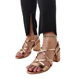 Karmen goldene High-Heel-Sandalen