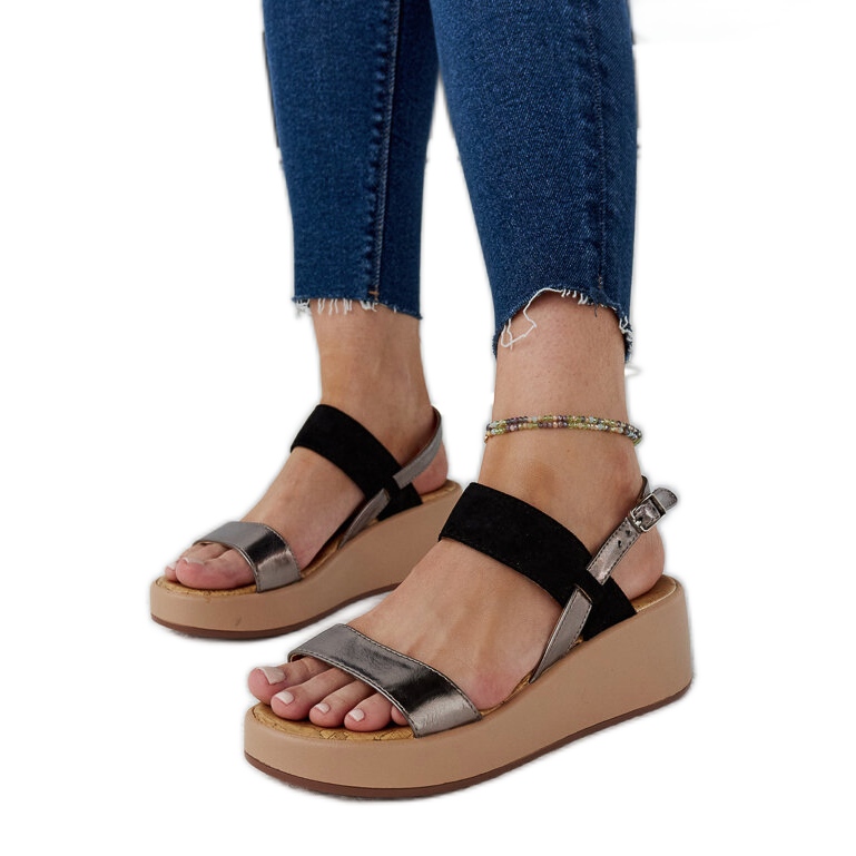 Tonka-Keilsandalen schwarz