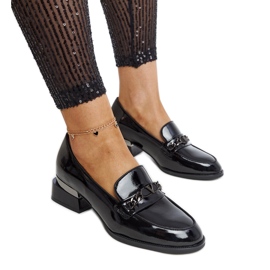 Schwarze Lackschuhe von Vinceza