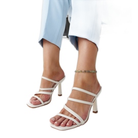 Weiße Semira-Flip-Flops mit hohen Absätzen