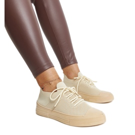 Hellbeige, leichte Sport-Sneaker von Senaida