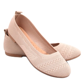 Beige gestrickte Ballerinas von Newey