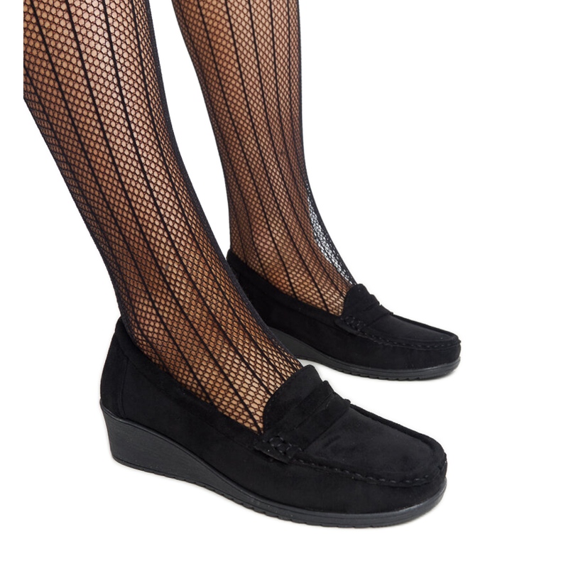 Sakena-Loafer aus schwarzem Wildleder mit Keilabsatz
