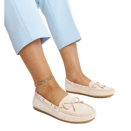 Hellbeige Wildleder-Loafer von Aneesa