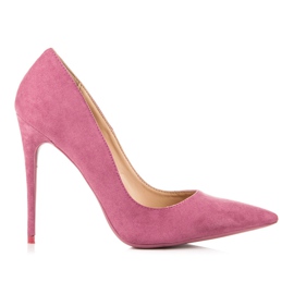 Betler Pumps an einer Nadel rosa