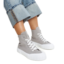 Graue High-Top-Sneaker von Vinka