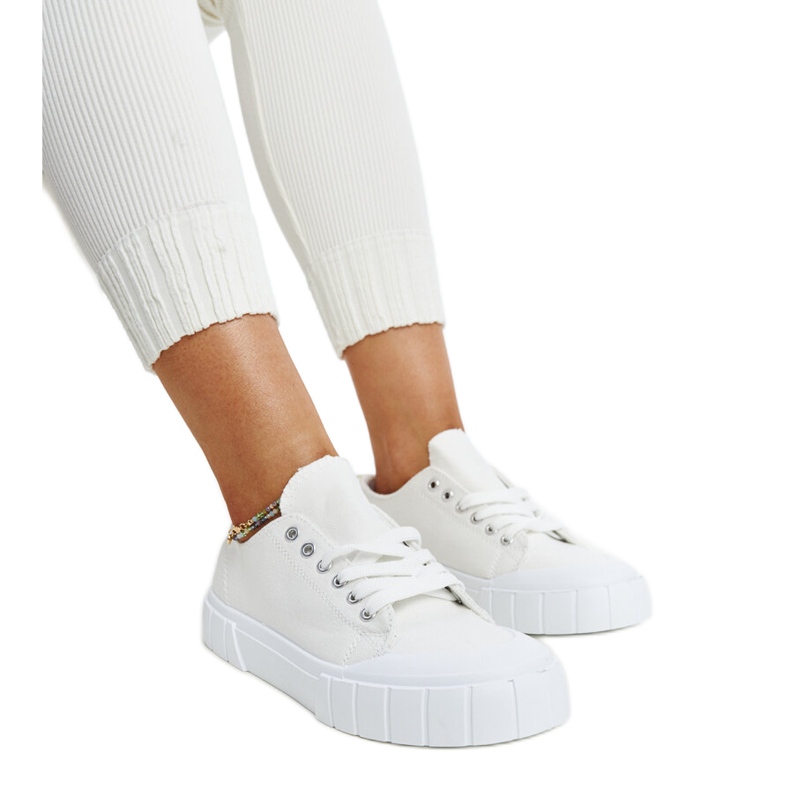 Eduards weiße Stoffsneaker