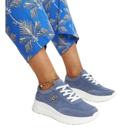 Blaue Lederschuhe mit dekorativer Schnalle