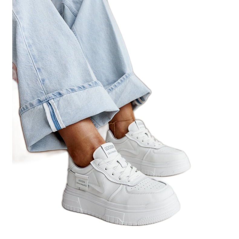 Aria-Sneaker aus weißem Leder mit dicker Sohle