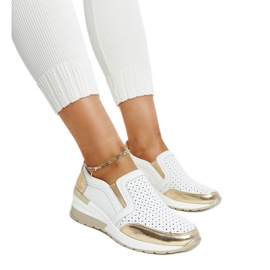 Weiß-goldene, durchbrochene Vernon-Keilsneaker