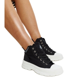 Nura hohe schwarze Sneakers mit Einkerbungen