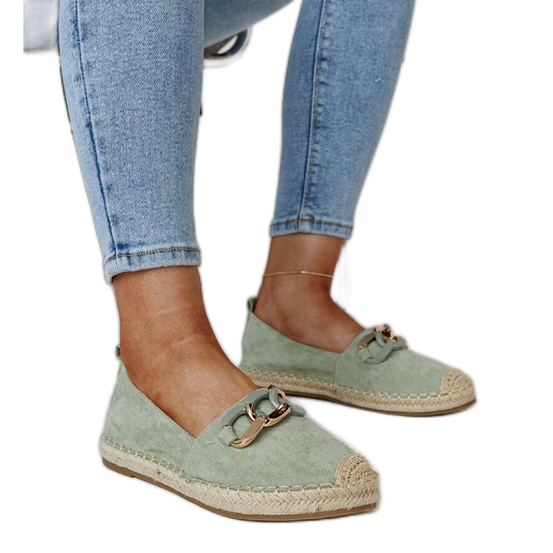 Grüne Espadrilles mit Kette von Radwan