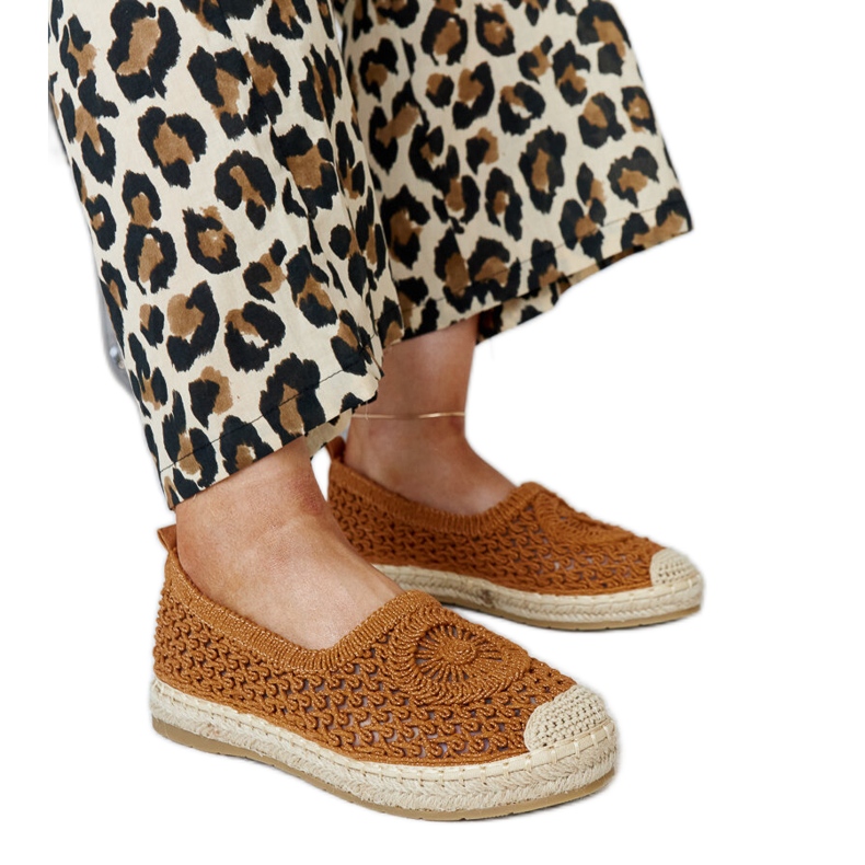 Braune, bestickte Seila-Espadrilles
