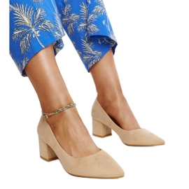 Beigefarbene Pumps mit hohem Absatz und Paris-Ledereinsatz