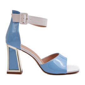 Blaue Lack-High-Heel-Sandalen von Adrianu