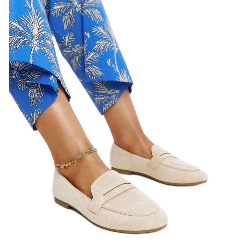 Hellbeige Mokassins aus Hennie-Öko-Wildleder