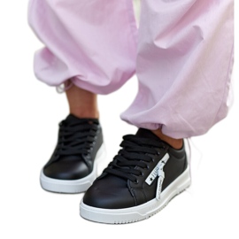 Schwarze Brecht-Sneaker aus Öko-Leder