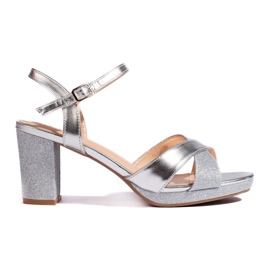 Silberglitzernde Damen-Sandalen mit hohen Absätzen