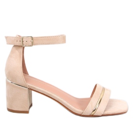 Marroc Beigefarbene Sandalen mit niedrigem Absatz