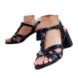 Schwarze High-Heel-Sandalen von Blaga