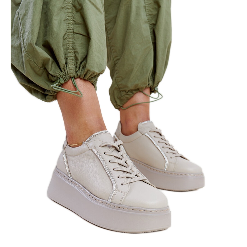 Dunkelbeige Ledersneaker mit Strasssteinen Karino