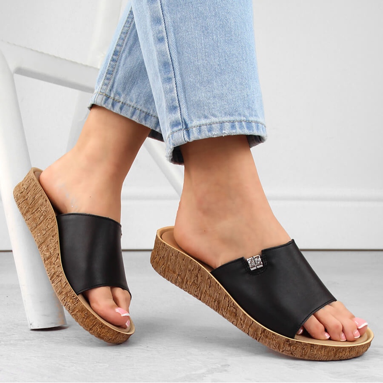 Bequeme Damen-Leder-Flip-Flops, schwarz Helios 130.011