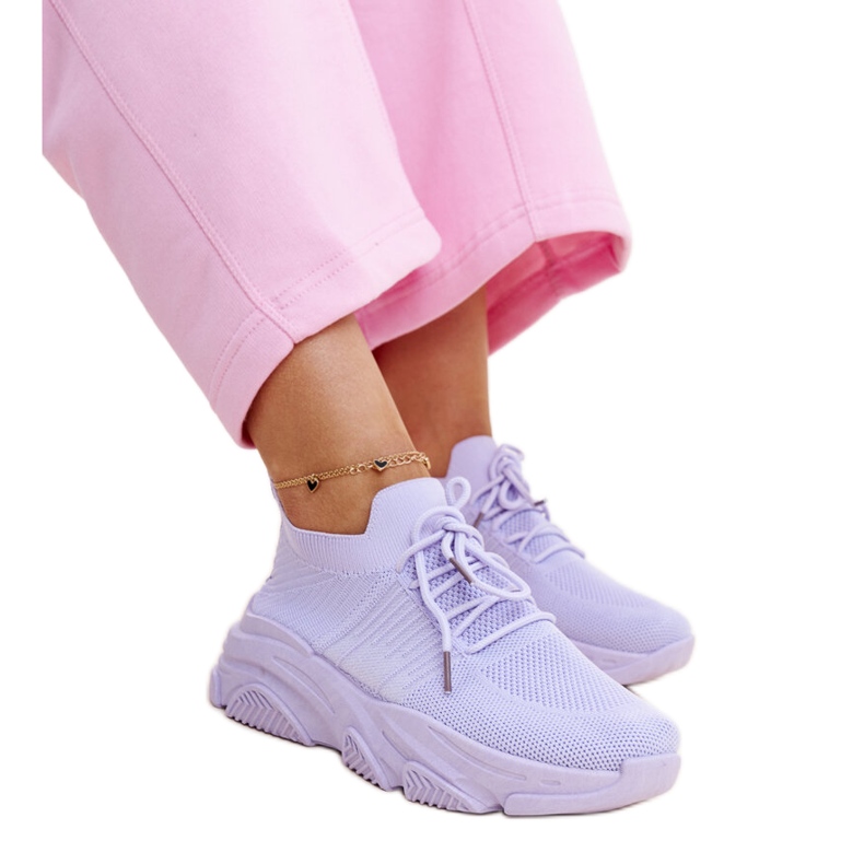 Lila Sneaker mit massiver Kassi-Sohle violett