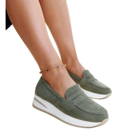 Grüne perforierte Muna-Schuhe