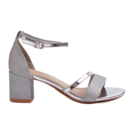 Vinceza Glitzernde Damen-Sandalen mit niedrigem Absatz in Silber von Ploemis