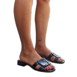 Schwarze Lackpantoffeln mit Mancinia-Ledereinsatz