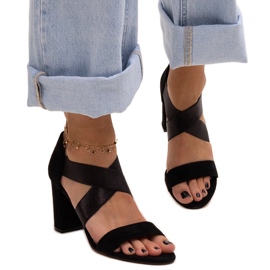 Evento Schwarze Sandaletten mit hohen Absätzen und einer Sewim-Innensohle aus Leder